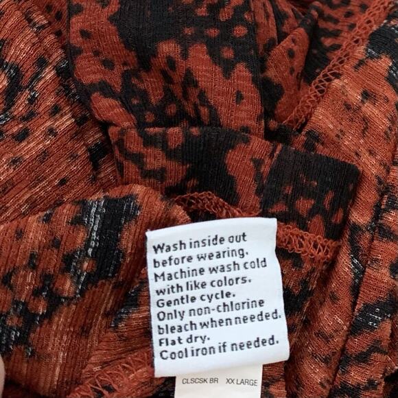 Mob Wife Size XXL Snakeskin Print Crepe Mock Neck Blouse Rust Earthy Goblincore - Picture 8 of 9